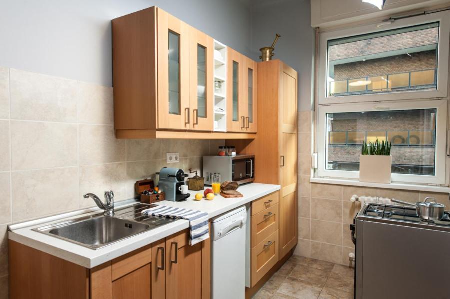 Europe Heart Apartment For 9 بودابست المظهر الخارجي الصورة